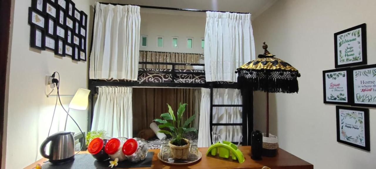 Coliving Jogja Sweet Home Kost Lengkap Di Jogjakarta Eksteriør billede
